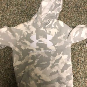 Small kids gray and white under armor hoodie barely ever been worn